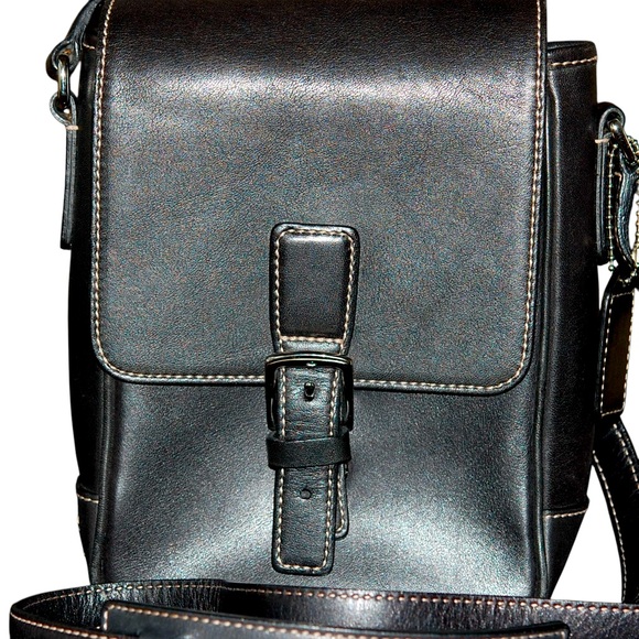 Coach Handbags - Coach Vintage Camera Crossbody Black Leather Bag Flap Style K0S-7775 NWOT